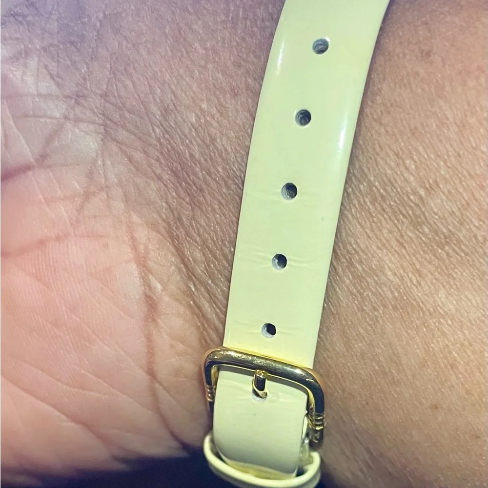 Cream Mother of Pearl Dial Women's Watch & Patent leather Band. 8 inch Gold Tone